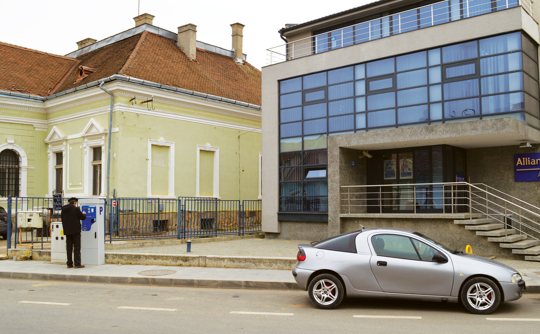 Olt utca, parkoló