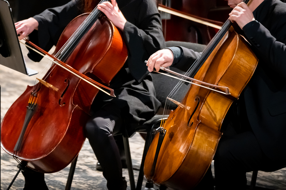 A Csíki Kamarazenekar és a Georgius Kamarazenekar közös koncertjével indul a 2025–2026-os Hangversenyévad