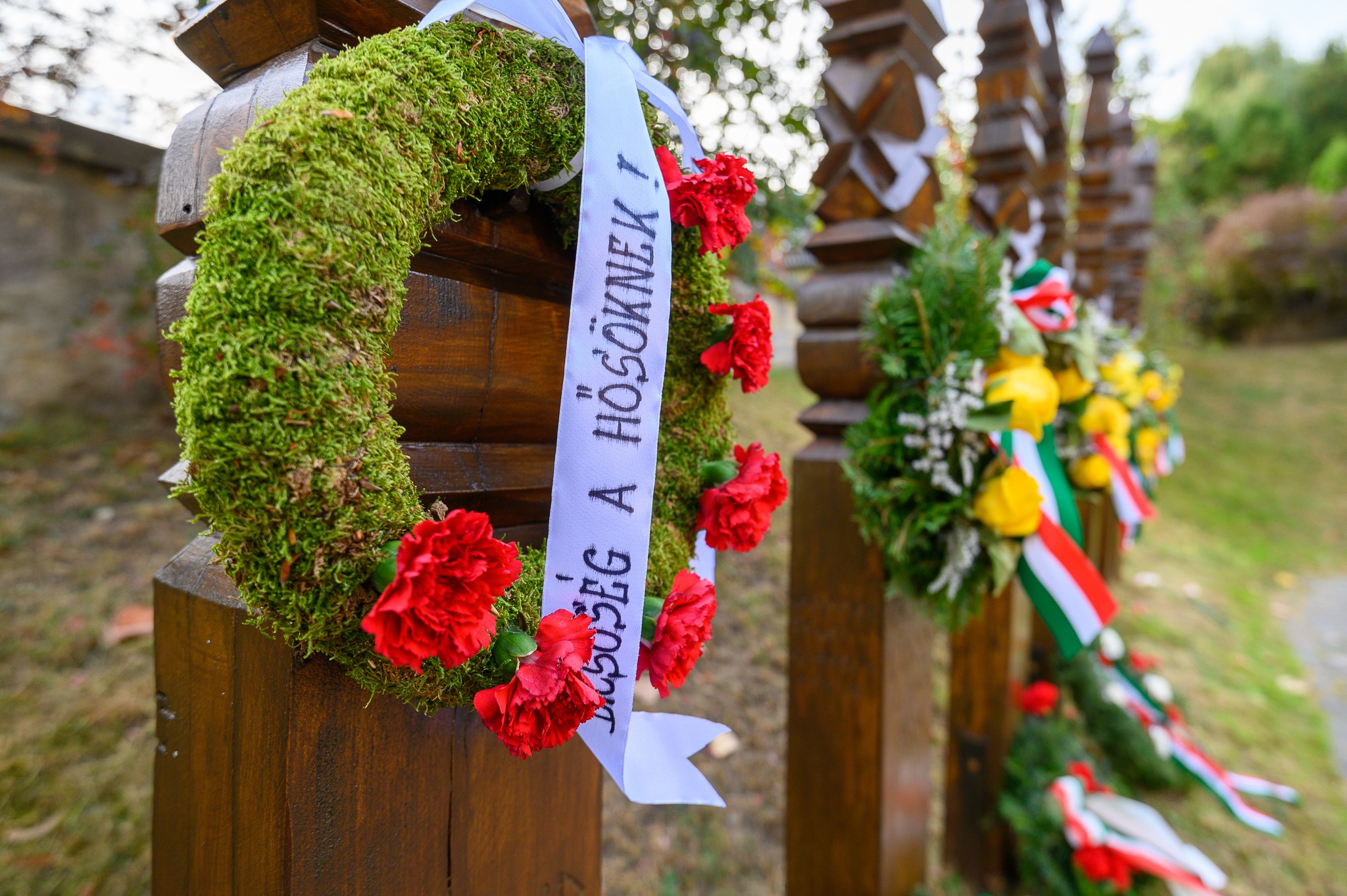 Tisztelgés az aradi vértanúk előtt